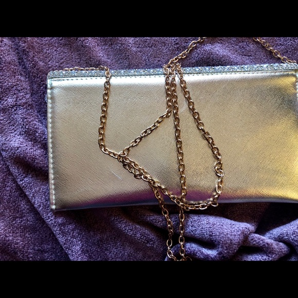 Clutch - Picture 8 of 9